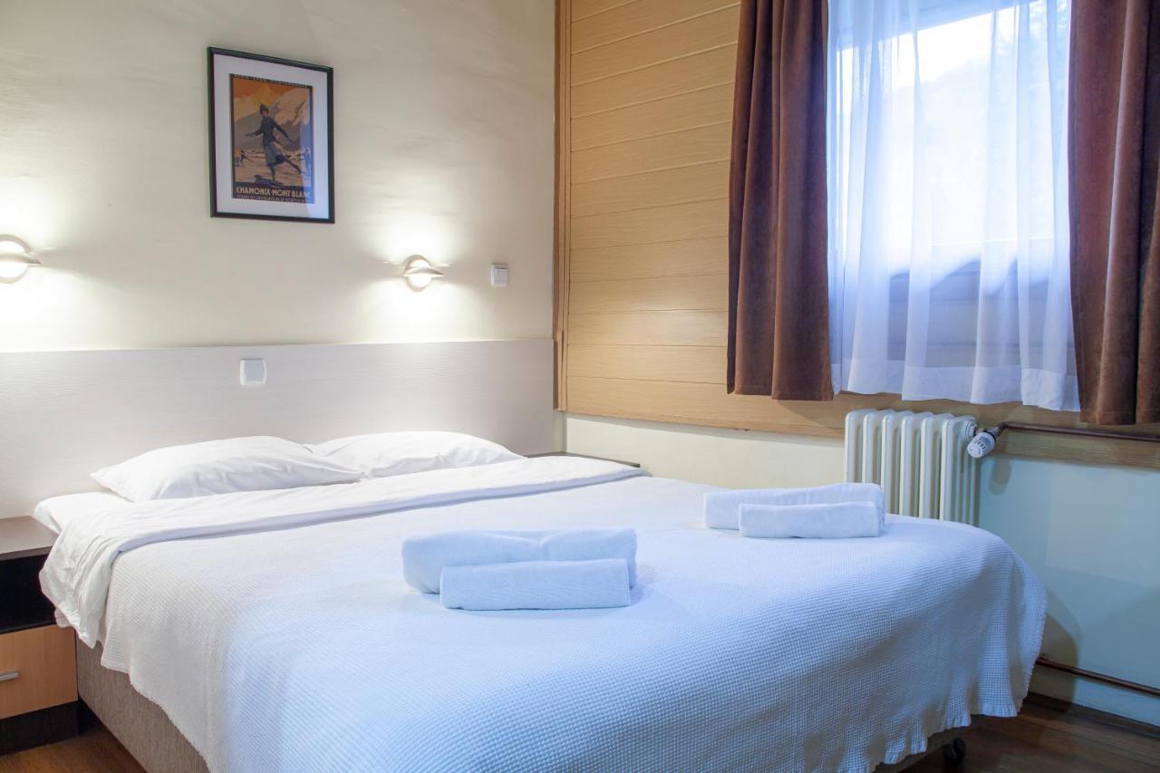 Hotel Junior Kopaonik Buitenkant foto